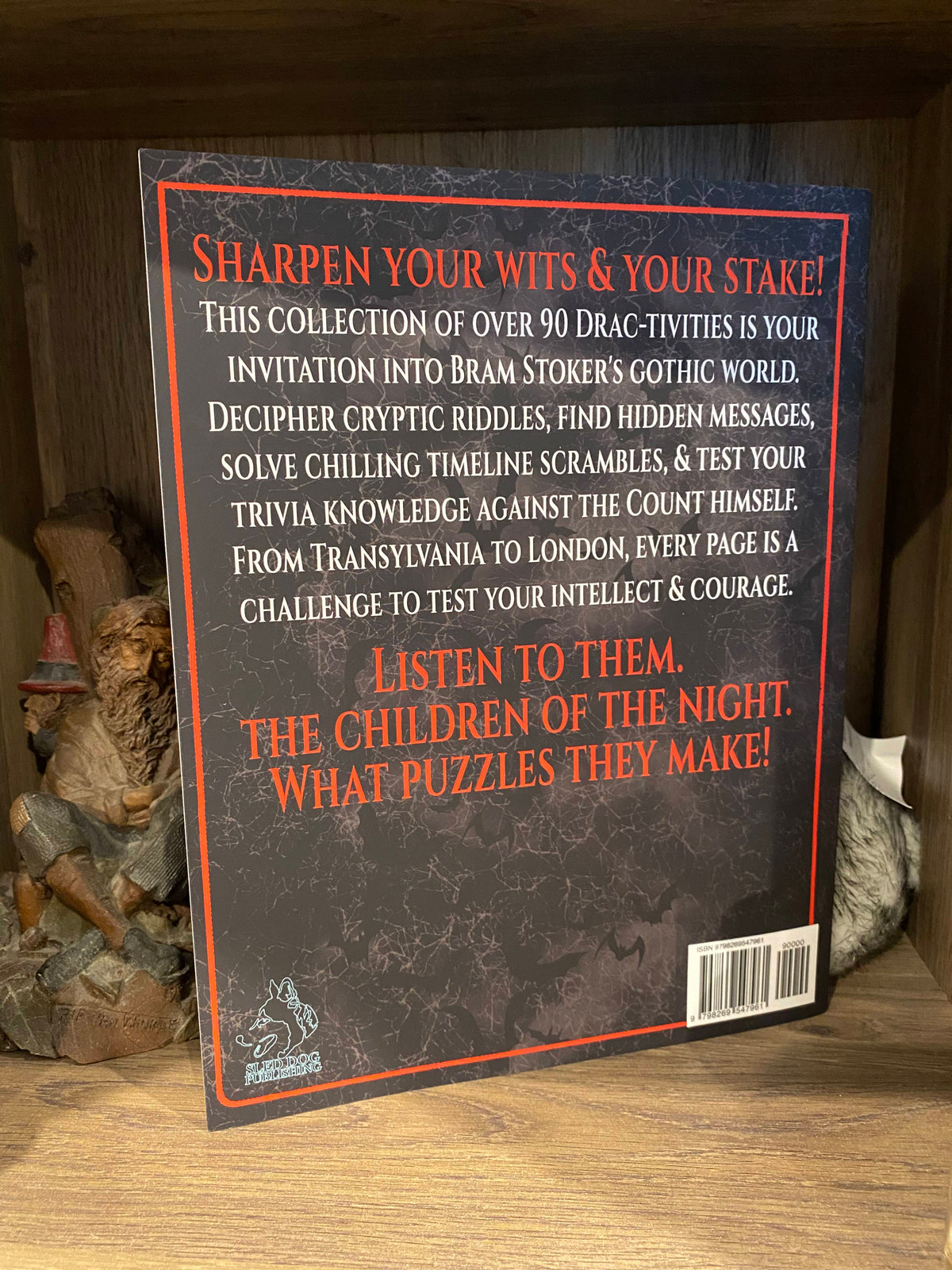 Dracula Puzzle Book, 90+ Drac-tivities