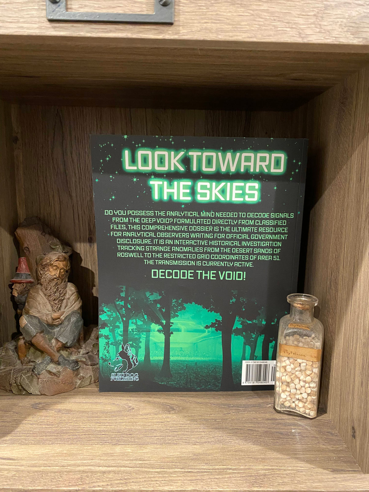 Aliens Puzzle Book, 100+ Otherworldly Puzzles